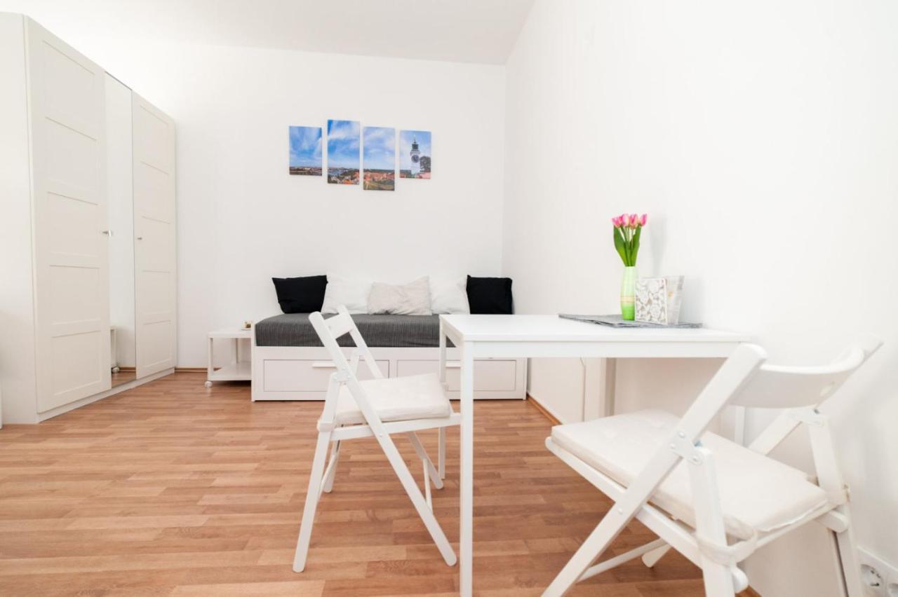 Mia Apartment Новий Сад Екстер'єр фото